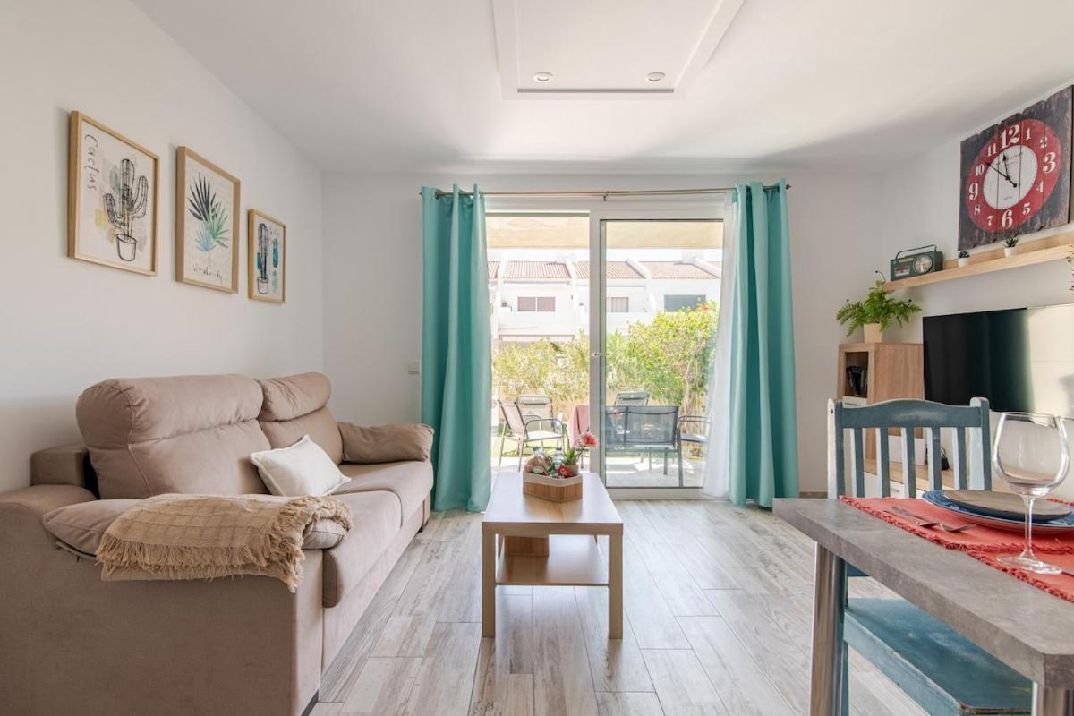 Refreshing Oasis Apartment El Medano  Bagian luar foto